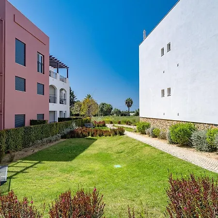 Modern And Spacious Apartment, Cabanas De Tavira