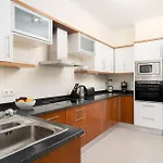 Modern And Spacious Apartment, アパート カバナス・デ・タビラ
